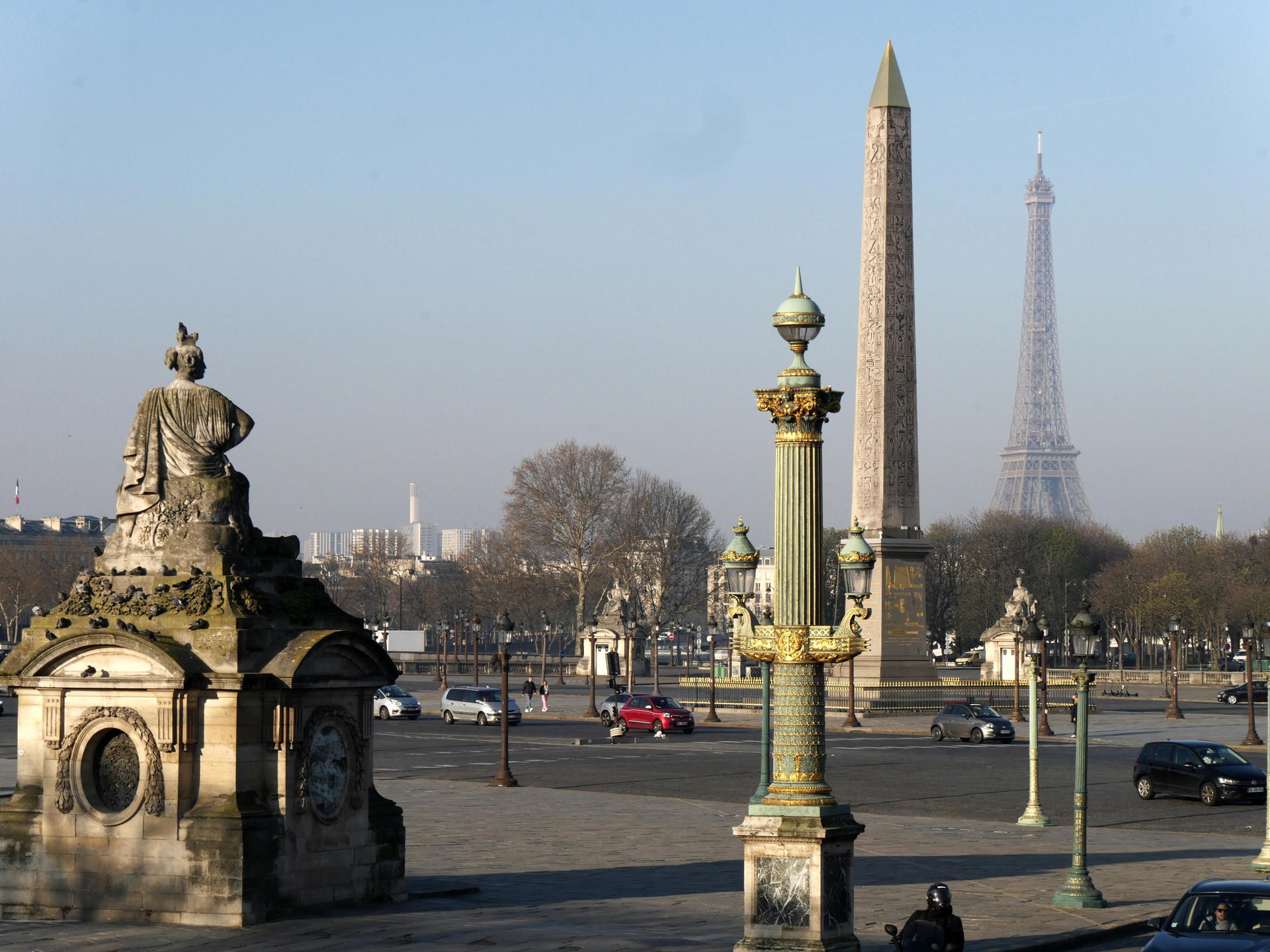 バスティーユ広場 Place De La Bastille リタイヤ親父フランス一人旅